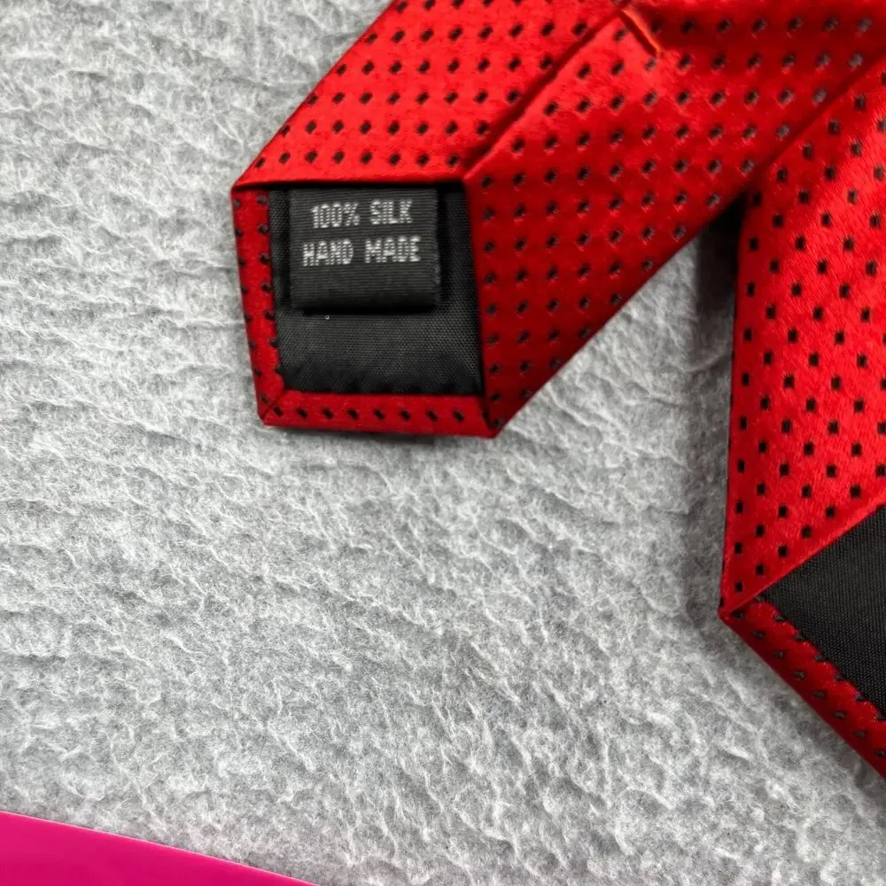Saxony Collection Necktie Red Back Dots Silk New Tie